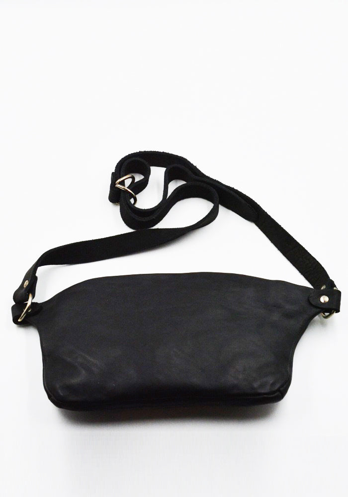 GUIDI BV07 SOFT HORSE FULL GRAIN MEDIUM FANNY BAG BLACK | DOSHABURI