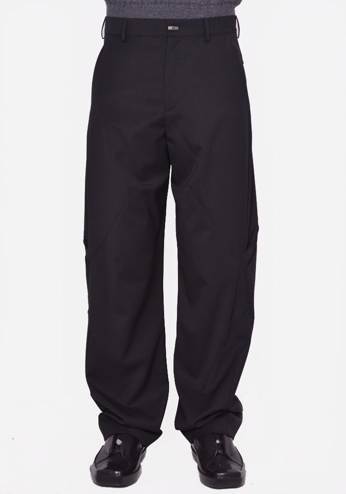 KIKO KOSTADINOV MELSAS DARTED TROUSERS CROE BLACK SS24 | 50%OFF