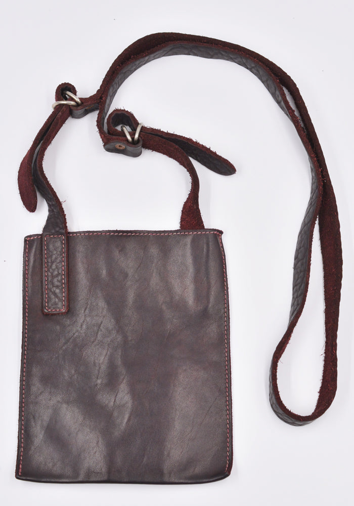 GUIDI FT2 SOFT HORSE FULL GRAIN FLAT CROSSBODY BAG BROWN | DOSHABURI