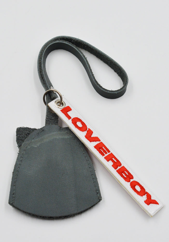 CHARLES JEFFREY LOVERBOY BAG TAG GREY FW25 | DOSAHBURI Online Shop