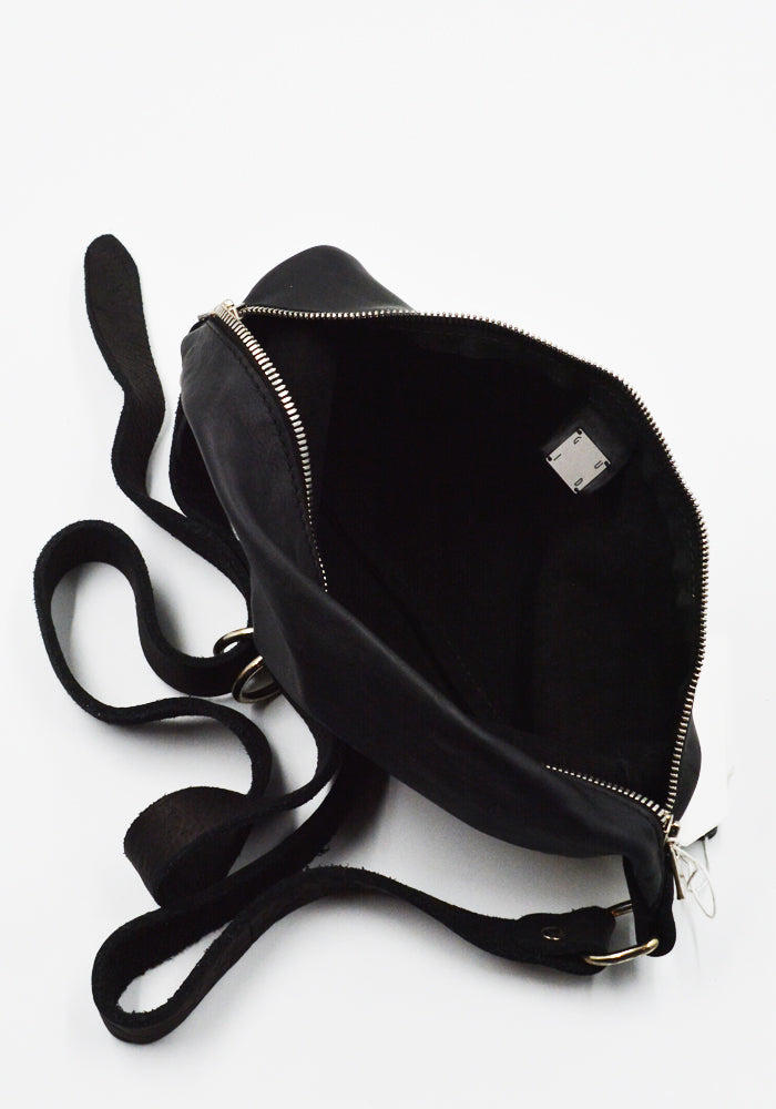 GUIDI BV07 SOFT HORSE FULL GRAIN MEDIUM FANNY BAG BLACK | DOSHABURI