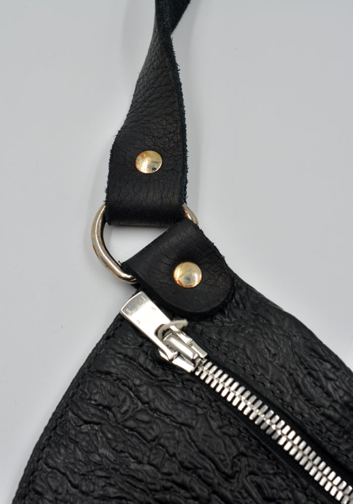 GUIDI Q100 SOFT HORSE FULL GRAIN LEATHER BAG BLACK