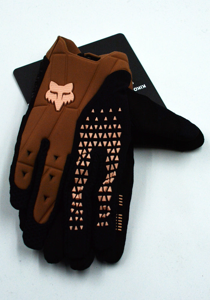 KIKO KOSTADINOV FOX LAB RACING GLOVES PALE PINK SS25 | DOSHABURI Shop