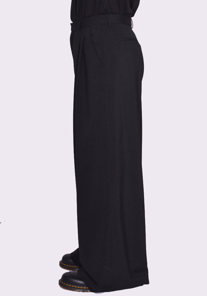 LU'U DAN JUMBO WIDE LEG TROUSERS BLACK SS25 | 50%OFF SALE | DOSHABURI