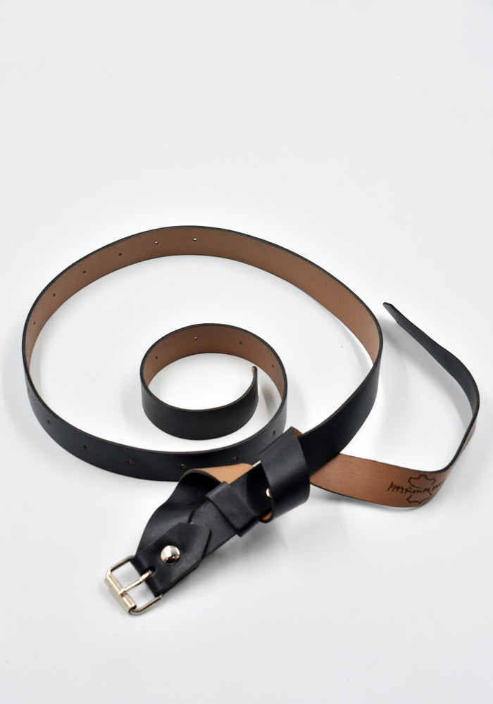 MARINA YEE U-TURN 25 ORIGAMI BELT BLACK/NUDE FW24 | DOSHABURI Shop