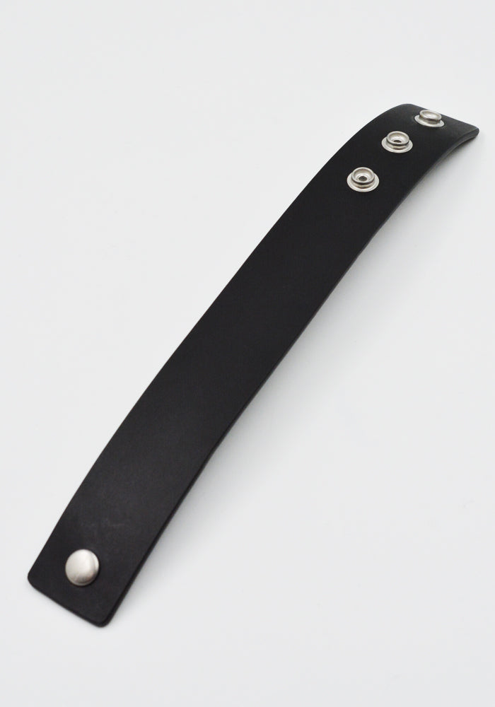 RICK OWENS MEN ANTHEM CUFF BLACK FW25 | DOSHABURI Online Shop