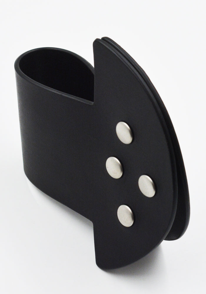 RICK OWENS MEN  ANTHEM SNAPS CUFF BLACK FW25 | DOSHABURI Online Shop