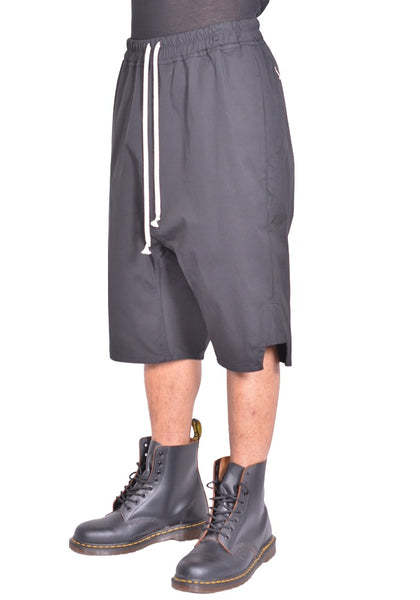 RICK OWENS MEN BASKET SWINGERS SHORTS BLACK FW26 | DOSHABURI Shop