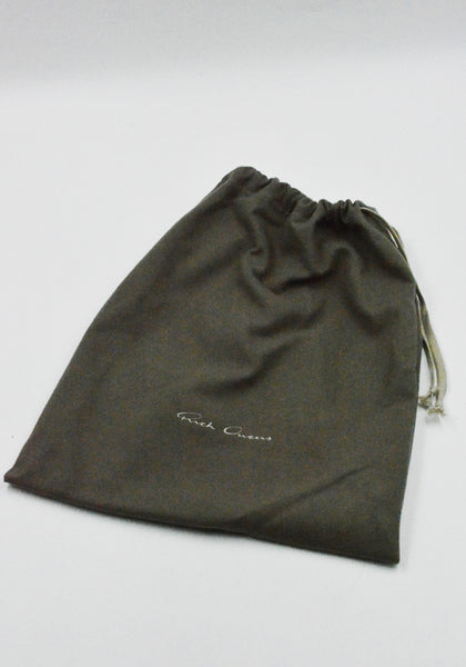 RICK OWENS MEN BIG PILLOW GRIFFIN BAG BLACK | DOSHABURI Online Shop