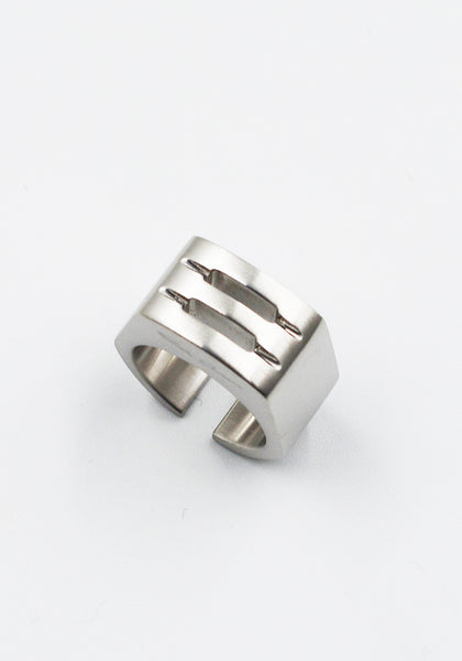 RICK OWENS MEN GRILL EAR CUFF PALLADIO FW26 | DOSHABURI Shop