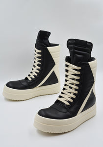 RICK OWENS MEN MEGA GEOBASKET BLACK/MILK SS25 | DOSHABURI Shop