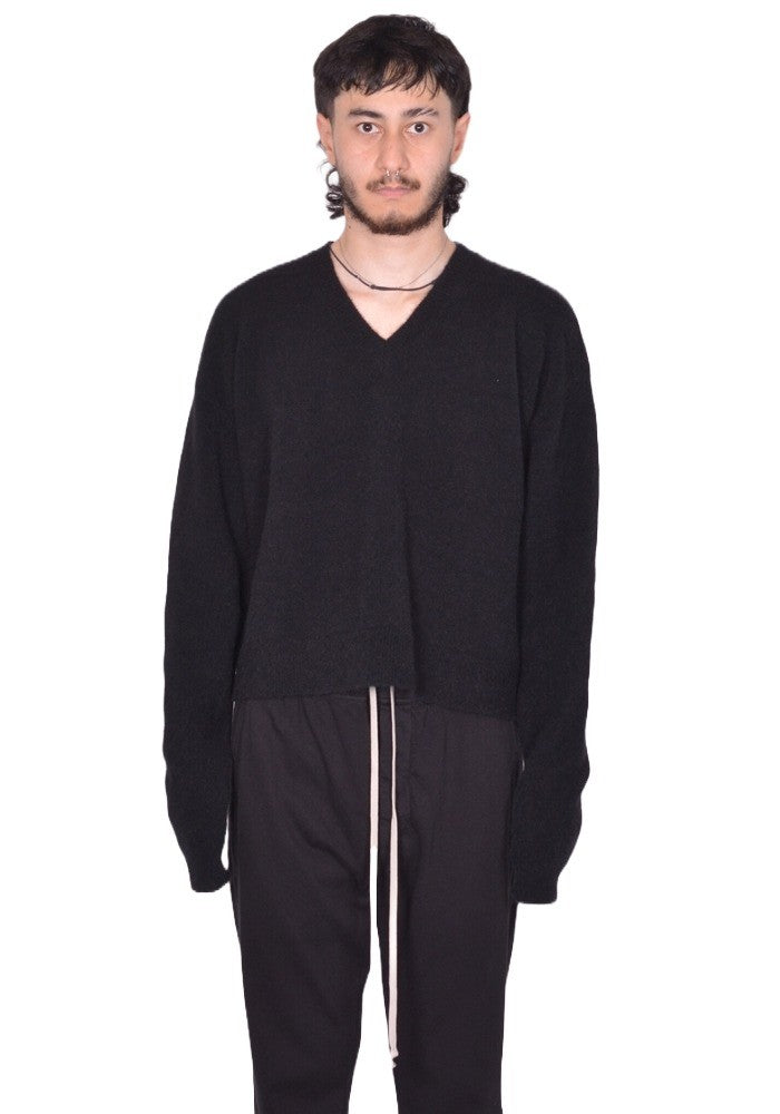 RICK OWENS MEN TOMMY V-NECK KNIT SWEATER BLACK FW25 | DOSHABURI Shop