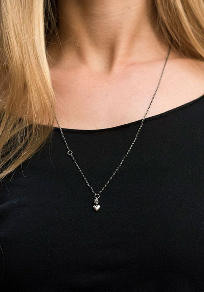 WERKSTATT:MÜNCHEN M7110 CHAIN MINI NECKLACE HEART SILVER WERKSTATT:MÜNCHEN M7110 CHAIN MINI NECKLACE HEART SILVER