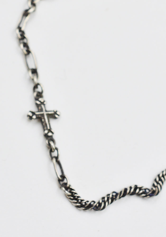 WERKSTATT:MÜNCHEN M3851 FAITH LOVE HOPE CHOKER NECKLACE | DOSHABURI