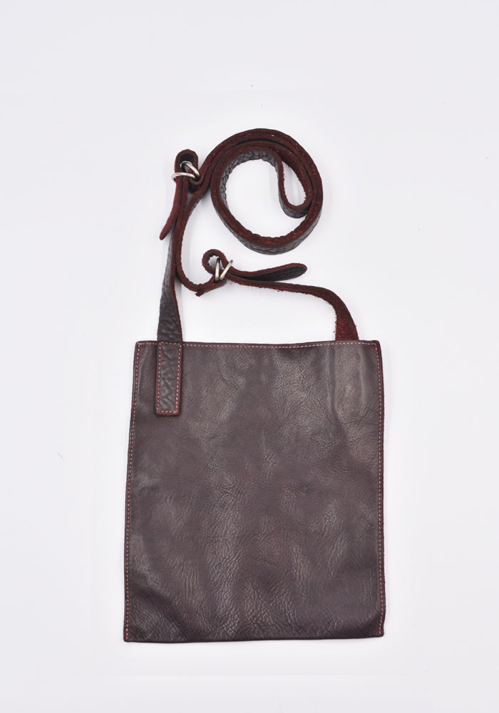 GUIDI FT1 SOFT HORSE FULL GRAIN FLAT CROSSBODY BAG BROWN | DOSHABURI