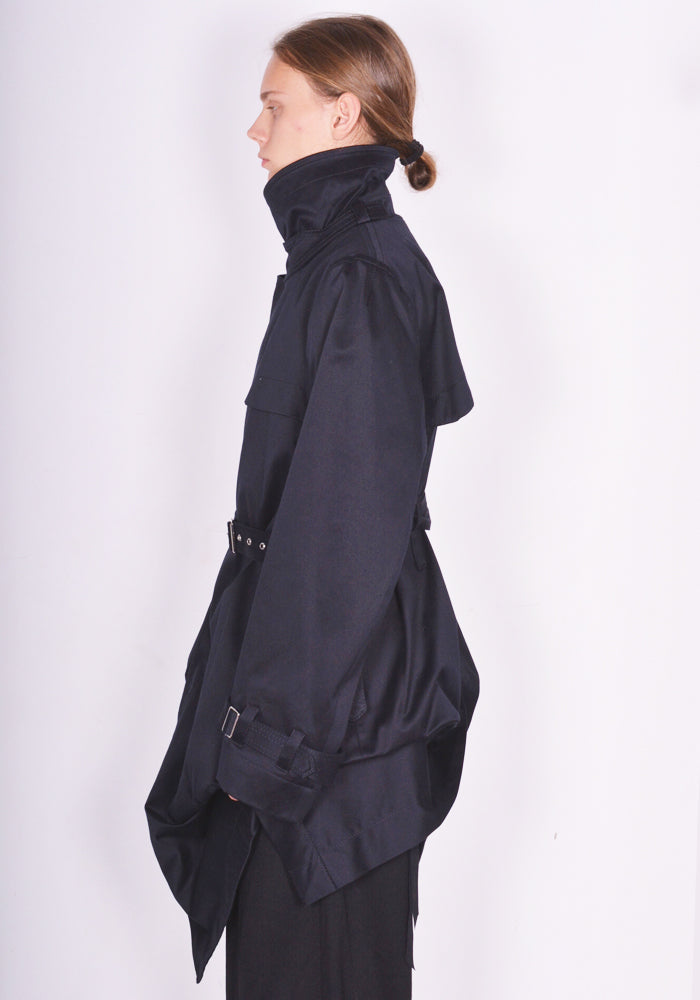 MARINA YEE UNISEX FOLD TRENCH COAT NAVY FW23 | DOSHABURI MARINA YEE UNISEX FOLD TRENCH COAT NAVY FW23 | DOSHABURI