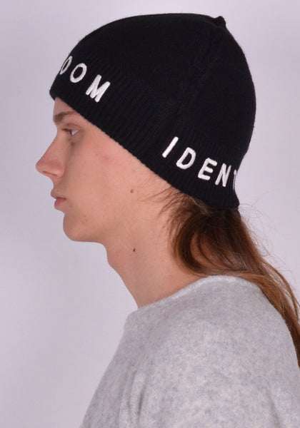 RANDOM IDENTITIES LOGO KNIT BEANIE HAT BLACK FW23 | DOSHABURI Online Shop