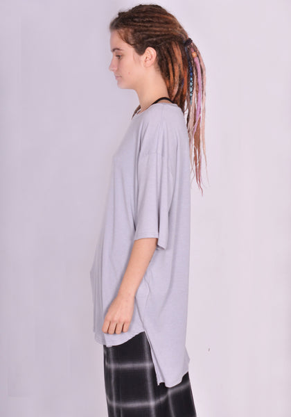 YUIKI SHIMOJI OVERSIZE T-SHIRT LIGHT GREY | DOSHABURI Online Shop