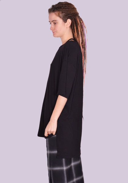 YUIKI SHIMOJI OVERSIZE T-SHIRT BLACK | DOSHABURI Online Shop