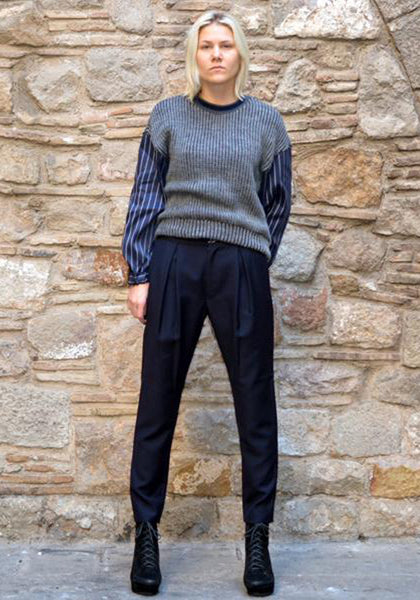 UJOH PLEATED FRONT PANTS NAVY | 50%OFF SALE |  Doshaburi Online OUTLET