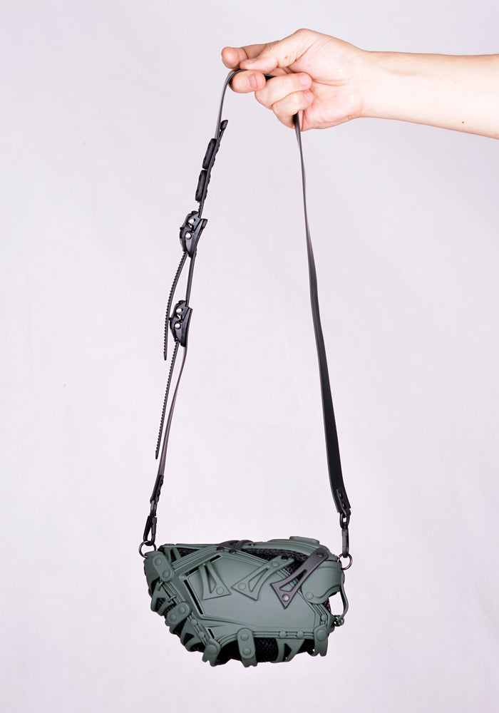 INNERRAUM SMARTPHONE BAG GREEN MATT/BLACK FW20 | DOSHABURI Shop