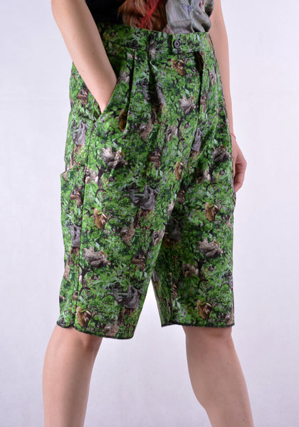 BLESS N°67 3070 C5164 LONG PLEATS SHORTS ANIMAL WISH SLOTH - DOSHABURI Shop