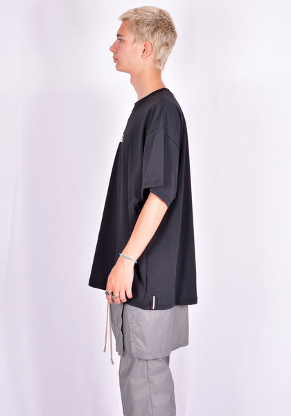 GUACAMOLE 20-2007-BLK RASH GUARD/HALF OVERSIZE T-SHIRT BLACK | DOSHABURI Online Shop