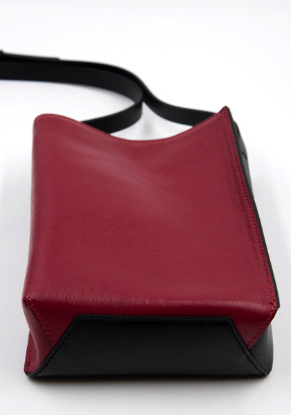 MARNI SBMQ0040Q0 SHOULDER BAG BLACK/DARK RED FW22 | DOSHABURI Online Shop