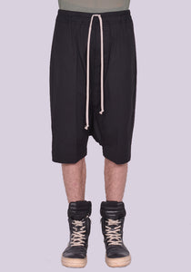 RICK OWENS RICK'S PODS SHORTS BLACK SS23 | DOSHABURI Online Shop