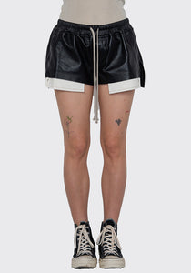 RICK OWENS RO02B6355 LLP LAMB LEATHER BOXER SHORTS BLACK FW22 | DOSHABURI Online Shop