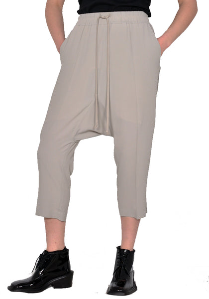 RICK OWENS WOMEN RP01C5308 CC DRAWSTRING CROPPED PANTS PEARL SS23 | DOSHABURI Online Shop