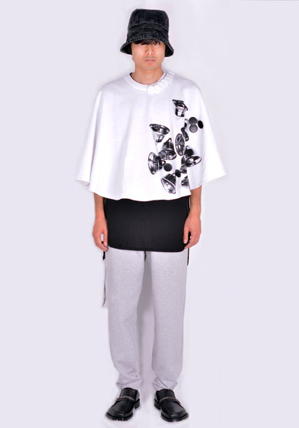 STEFAN COOKE SCAW21CA1 PRINTED JERSEY CAPE WHITE FW21 | DOSHABURI Online Shop