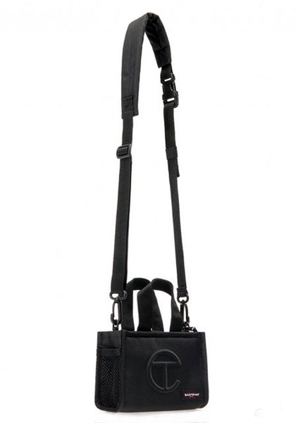 TELFAR EASTPAK EK0A5BBE SMALL SHOPPER BAG BLACK SS22 | DOSHABURI Online Shop