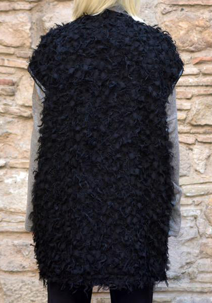 UJOH BELTED SHAGGY VEST BLACK | 50%OFF SALE | Doshaburi Online Shop