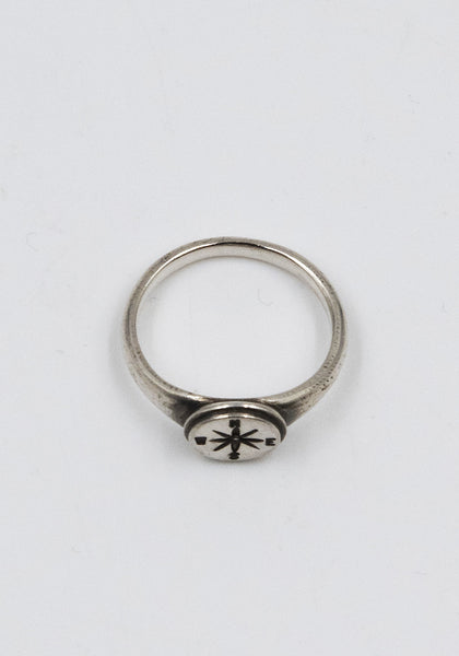 WERKSTATT MÜNCHEN M1711 RING SYMBOL WINDROSE SILVER FW22 | DOSHABURI Online Shop