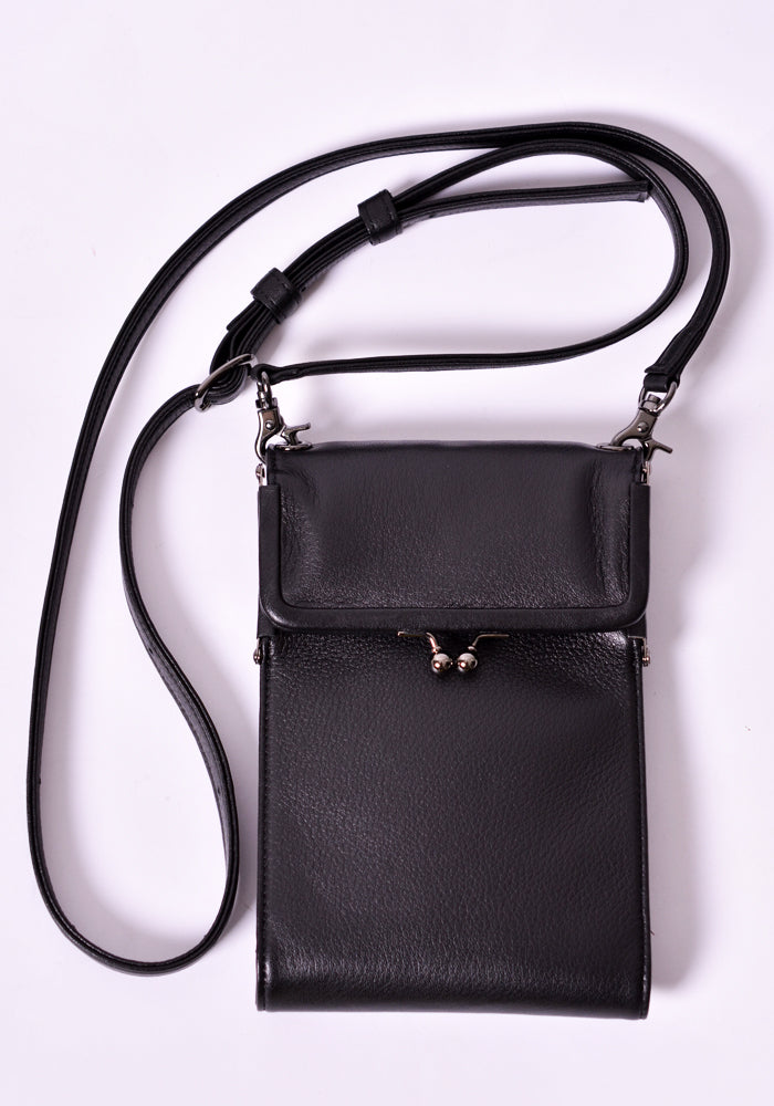 YOHJI YAMAMOTO DISCORD DR-A04-790 CLASP WALLET SHOULDER (M) BLACK | DOSHABURI Online Shop